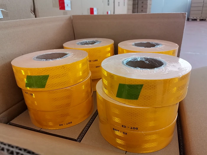 Yellow reflective tape for trailers Yellow reflective tape for trailers